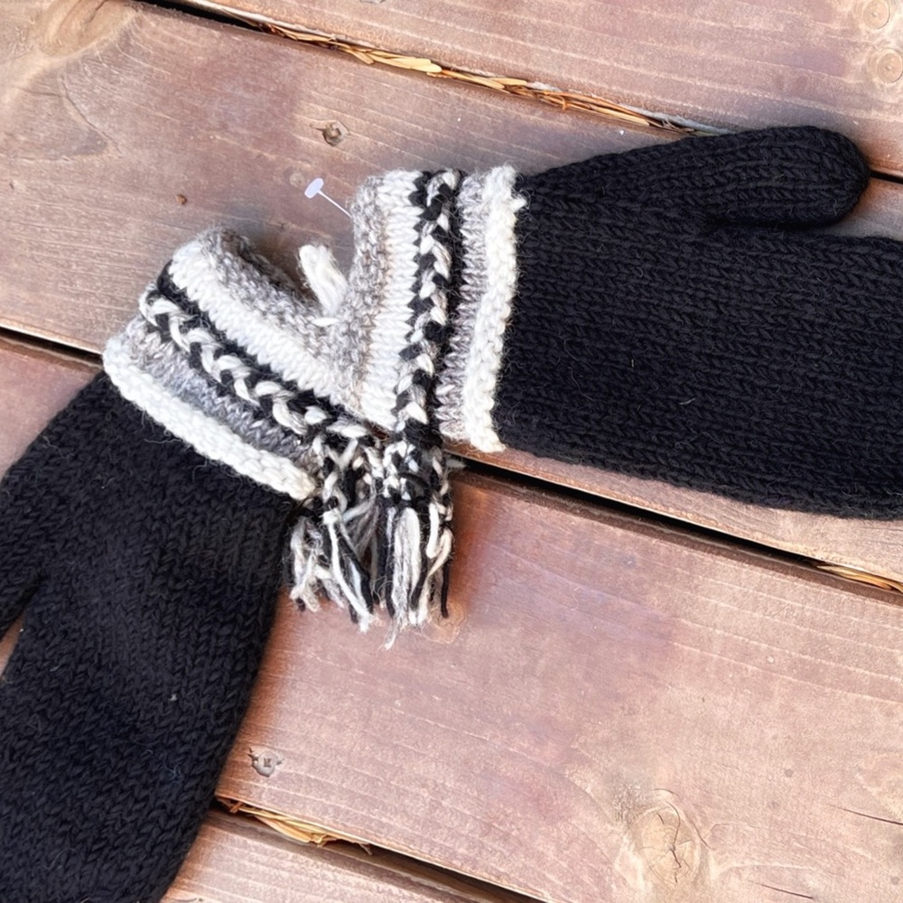 Handmade Knit Wool Warm Braid Tassel Colourful Mittens Gloves